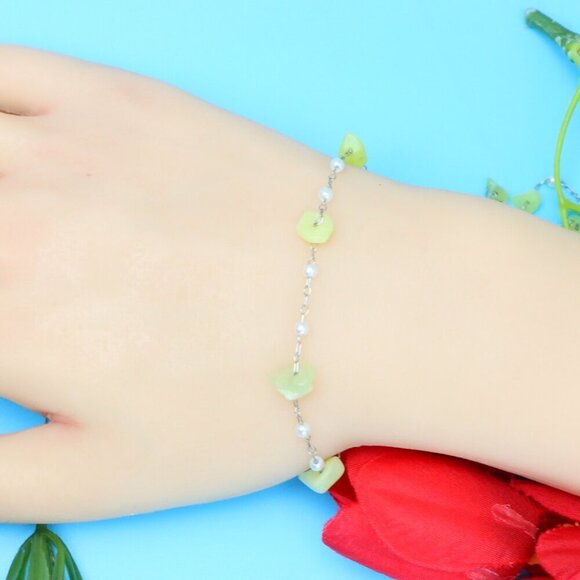 Chic & Stylish Bracelet – A Thoughtful Gift for Women and Girls, DYC1758 - Picture 2 of 9